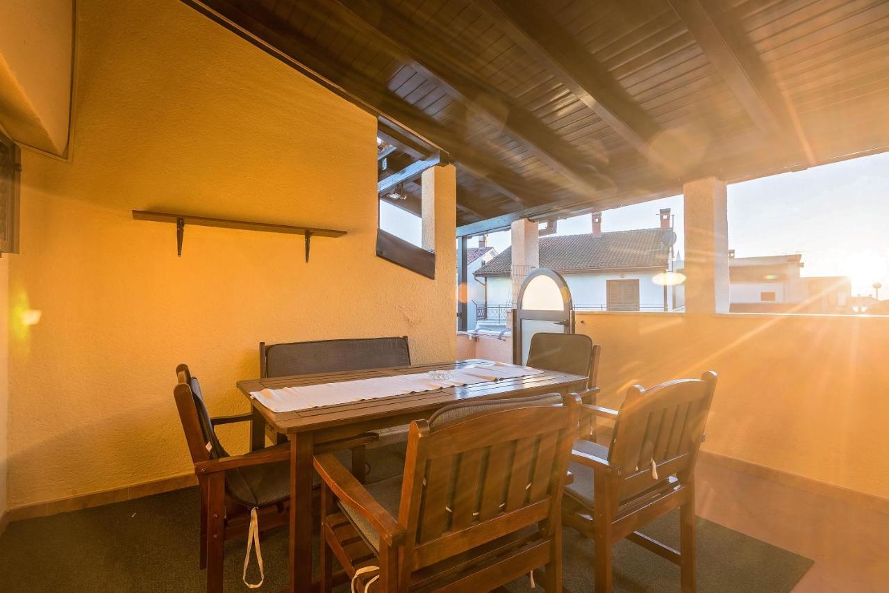 Apartmani Gilda فيرسار المظهر الخارجي الصورة