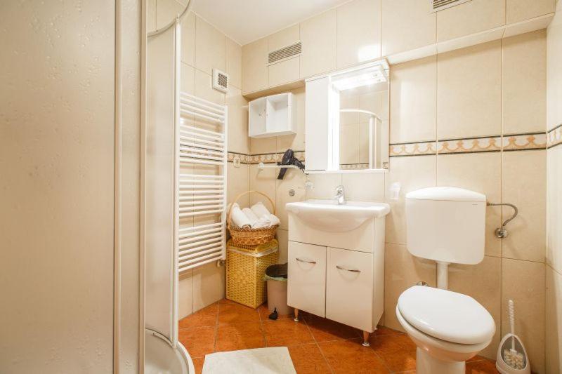 Apartmani Gilda فيرسار المظهر الخارجي الصورة